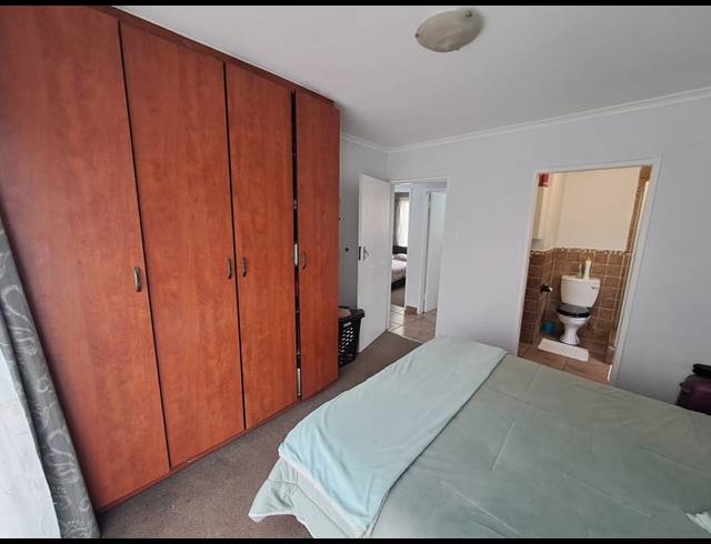 3 BEDROOM TOWNHOUSE FOR SALE IN CASTLEVIEW